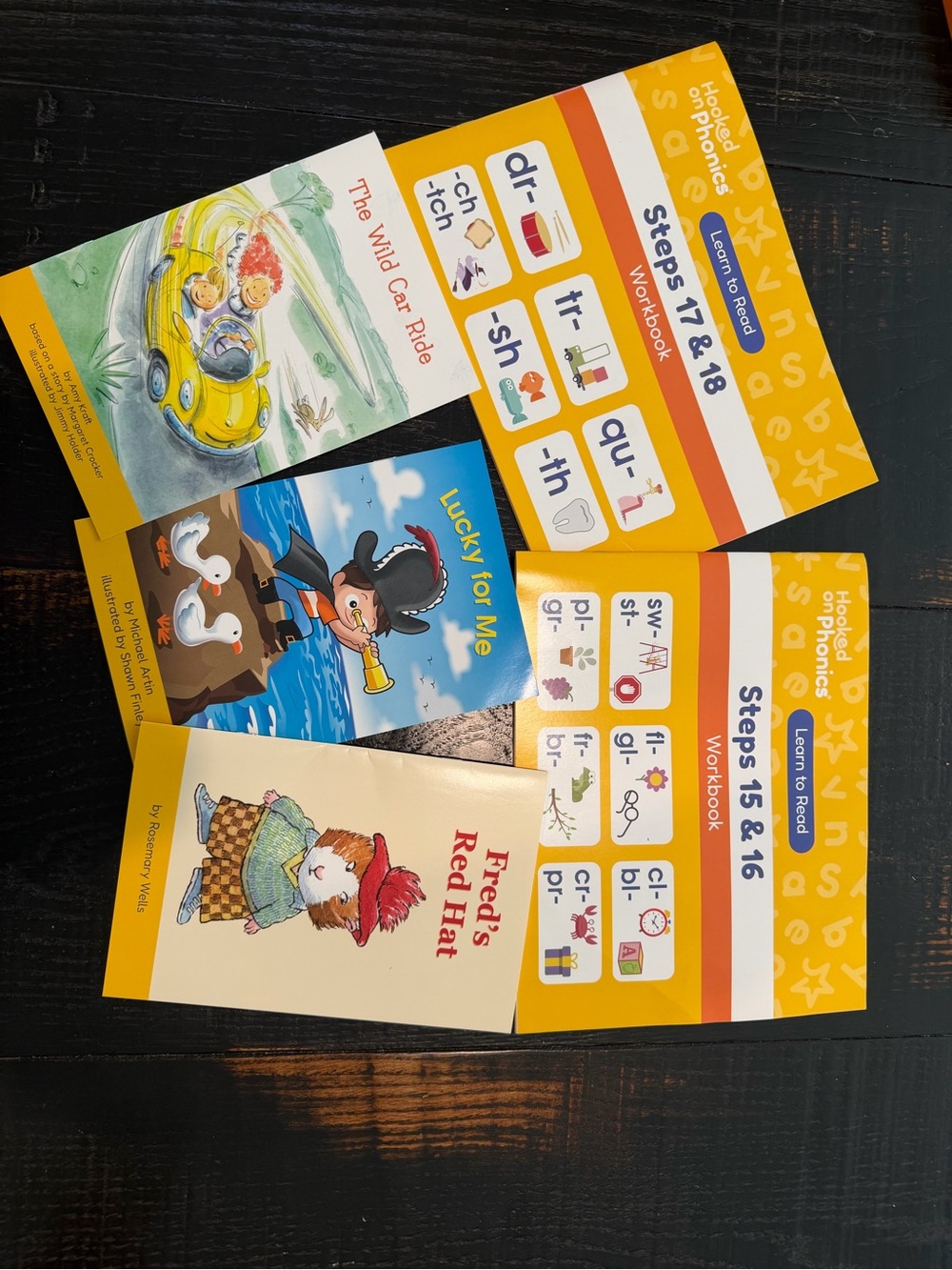 Kids Hooked on Phonics Pack with Yellow Covers
